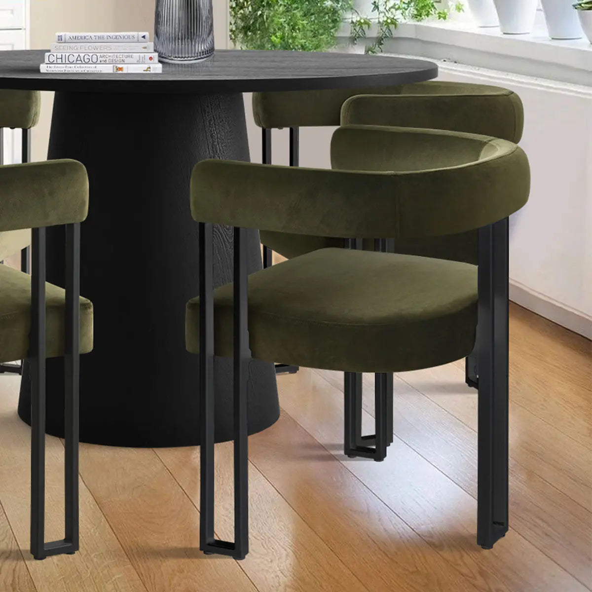 Ultra-modern 46” Dwen Solid Black Table & Plush Mia Velvet Dining Chair - Stylish, Robust 4-Seat Pedestal Round Dining Set for Contemporary Homes The Pop Maison